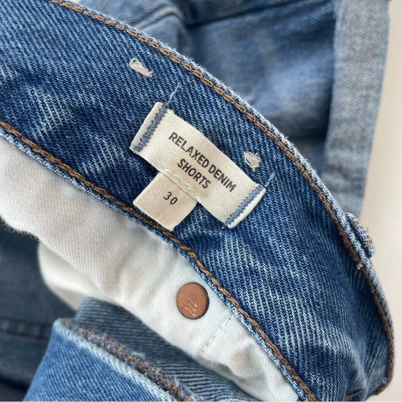 Madewell Women's Relaxed Denim Shorts in Homecrest Wash: Ripped Edition Size 30 - Picture 5 of 11